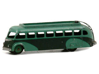 Lot 1130 - DINKY TOYS (FRANCE) (1)