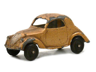 Lot 1004 - DINKY TOYS (FRANCE) (1)