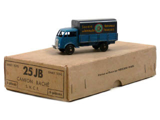 Lot 1128 - DINKY TOYS (FRANCE) (2)