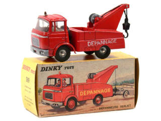 Lot 1171 - DINKY TOYS (FRANCE) (1)