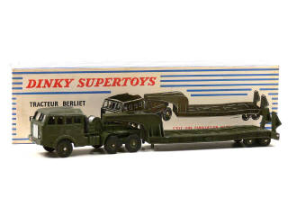 Lot 1193 - DINKY TOYS (FRANCE) (1)