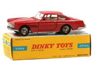 Lot 1074 - DINKY TOYS (FRANCE) (1)