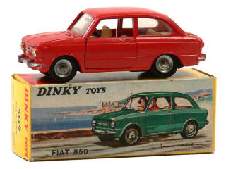 Lot 1069 - DINKY TOYS (FRANCE) (1)