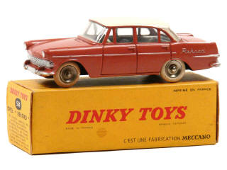 Lot 1053 - DINKY TOYS (FRANCE) (1)