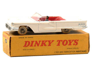 Lot 1055 - DINKY TOYS (FRANCE) (1)