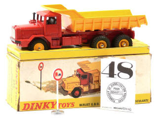 Lot 1179 - DINKY TOYS (FRANCE) (1)