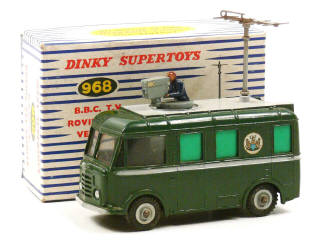 Lot 1368 - DINKY TOYS (GB) (1)