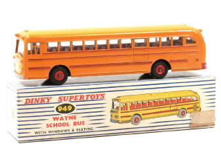 Lot 1374 - DINKY TOYS (GB) (1)