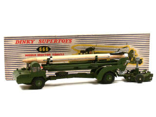 Lot 1399 - DINKY TOYS (GB) (1)