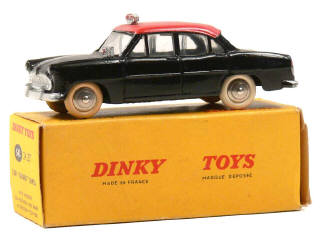 Lot 1030 - DINKY TOYS (FRANCE) (1)