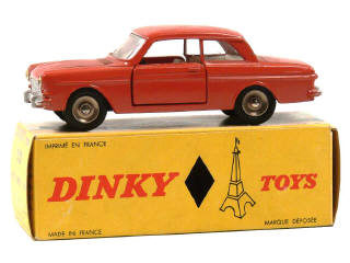 Lot 1094 - DINKY TOYS (FRANCE) (1)