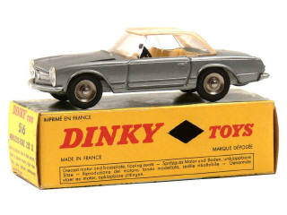 Lot 1076 - DINKY TOYS (FRANCE) (1)