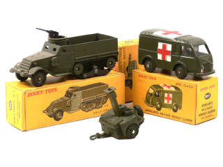Lot 1213 - DINKY TOYS (FRANCE) (3)