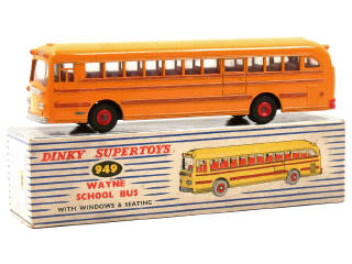 Lot 1375 - DINKY TOYS (GB) (1)