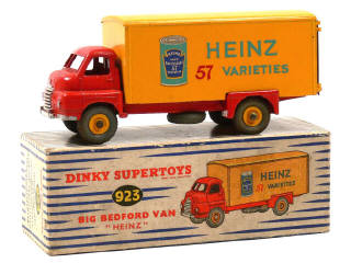 Lot 1359 - DINKY TOYS (GB) (1)