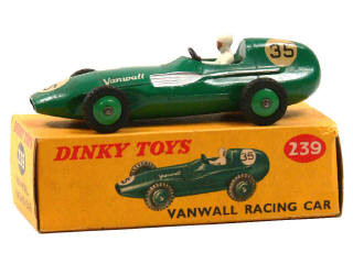 Lot 1259 - DINKY TOYS (GB) (1)