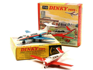 Lot 1409 - DINKY TOYS (GB) (2)