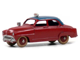 Lot 1025 - DINKY TOYS (FRANCE) (1)