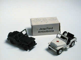 Lot 305 - MINIBRINDES & BONUX (2)