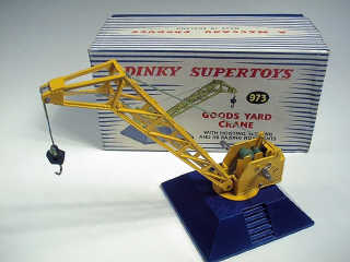 Lot 124 - DINKY TOYS (GB) (1)