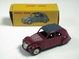 Lot 127 - DINKY TOYS FRANCE (1)