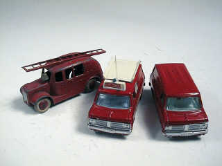 Lot 85 - DINKY TOYS GB (3)