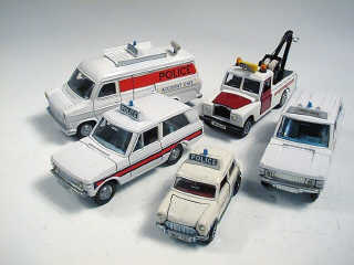 Lot 77 - DINKY TOYS (GB) (5)