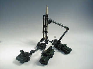 Lot 112 - DINKY TOYS GB (3)