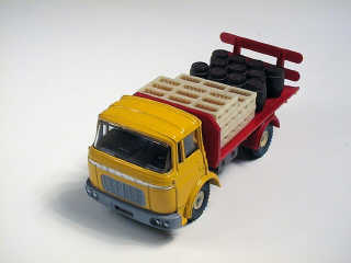 Lot 48 - DINKY TOYS FRANCE (1)