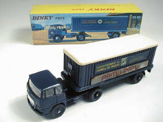 Lot 225 - DINKY TOYS FRANCE (1)