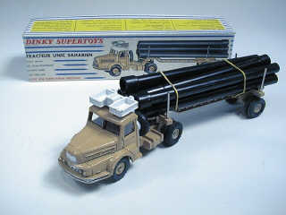 Lot 231 - DINKY TOYS FRANCE (1)