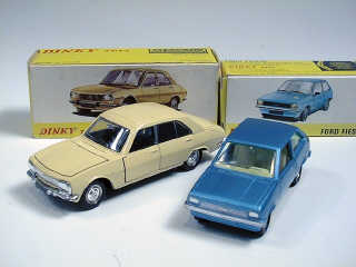 Lot 139 - DINKY TOYS FRANCE (2)