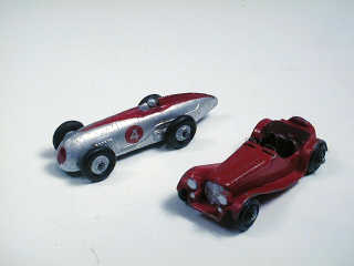 Lot 239 - DINKY TOYS GB (2)