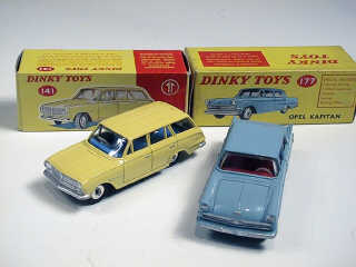 Lot 251 - DINKY TOYS (GB) (2)
