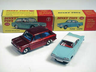 Lot 248 - DINKY TOYS (GB) (2)
