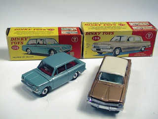 Lot 249 - DINKY TOYS (GB) (2)