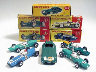 Lot 266 - DINKY TOYS GB (5)