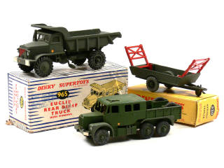 Lot 862 - DINKY TOYS (GB) (3)