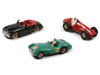 Lot 683 - DINKY TOYS (FRANCE) (3)