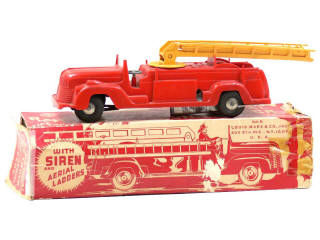 Lot 215 - MARX TOYS (USA) (1)