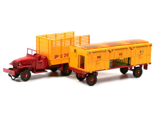 Lot 634 - DINKY TOYS (FRANCE) (1)