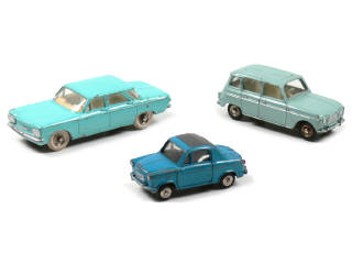Lot 688 - DINKY TOYS (FRANCE) (3)