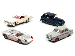 Lot 882 - DINKY TOYS (GB) (4)