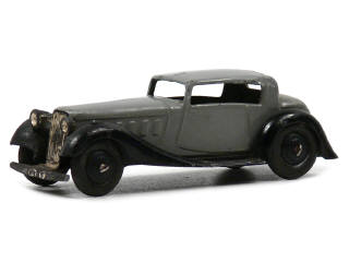 Lot 754 - DINKY TOYS (GB) (1)