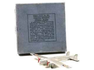 Lot 833 - DINKY TOYS (GB) (1)