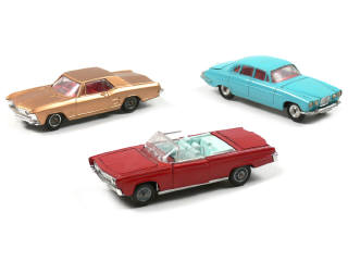Lot 123 - CORGI TOYS (GB) (3)
