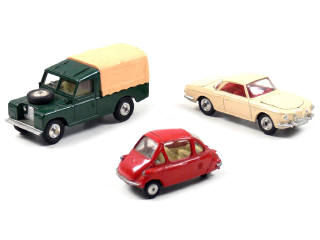 Lot 125 - CORGI TOYS (GB) (3)
