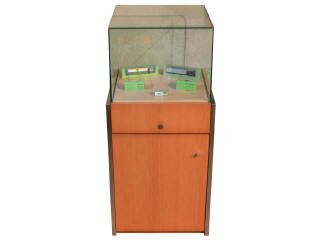 Lot 755 - DIVERS (1)