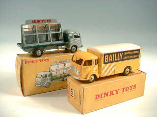 Lot 798 - DINKY TOYS FRANCE (2)