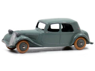 Lot 542 - DINKY TOYS (FRANCE) (1)